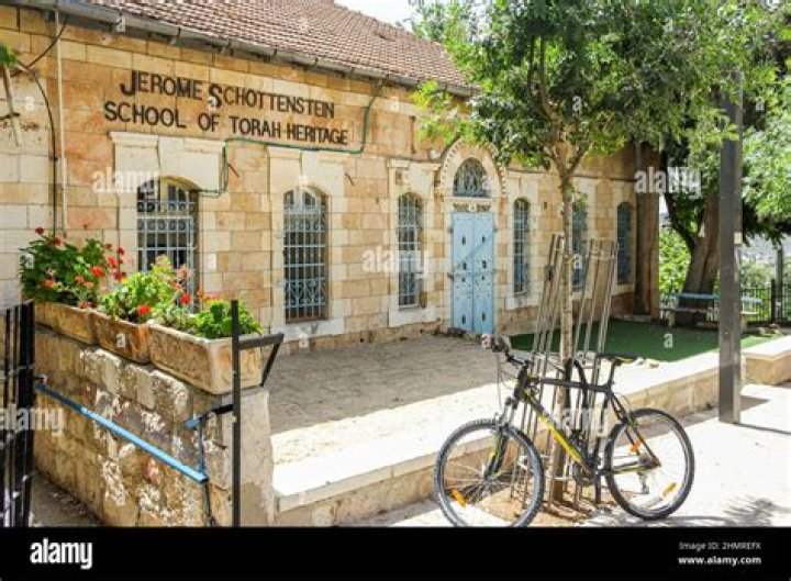 Jerome Schottenstein Biography, Age, Height, Wife, Net Worth and Family