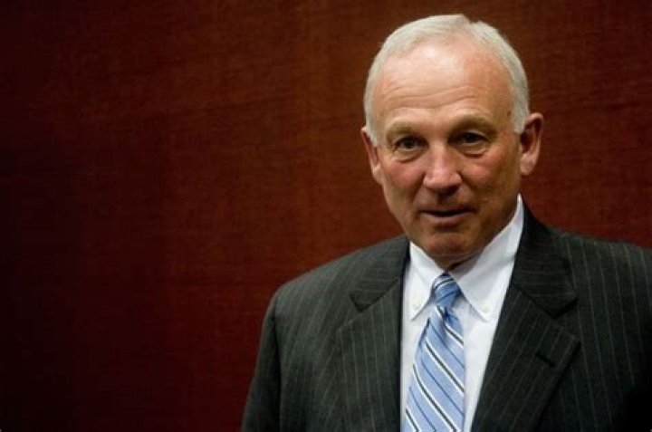 Jerry Sanders Biography, Age, Height, Wife, Net Worth, Family