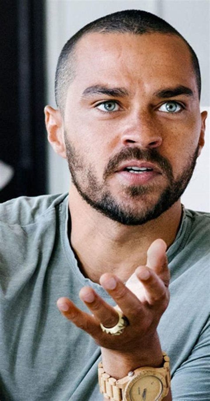 Jesse Williams Biography, Age, Height, Wife, Net Worth, Family