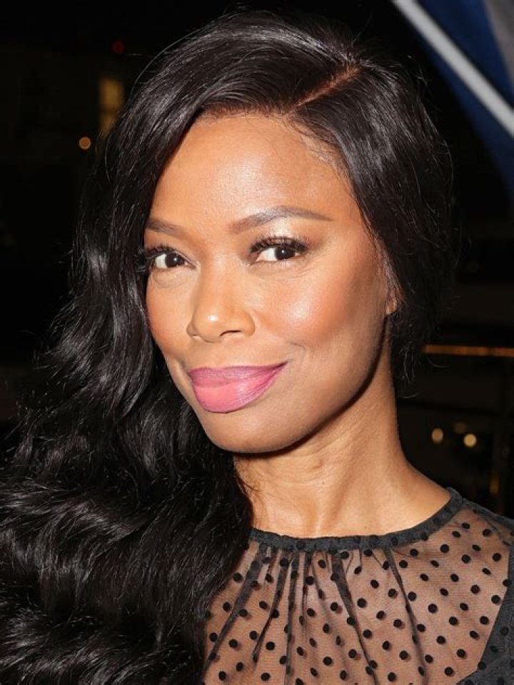 Jill Marie Jones Biography, Age, Height, Husband, Net Worth, Family