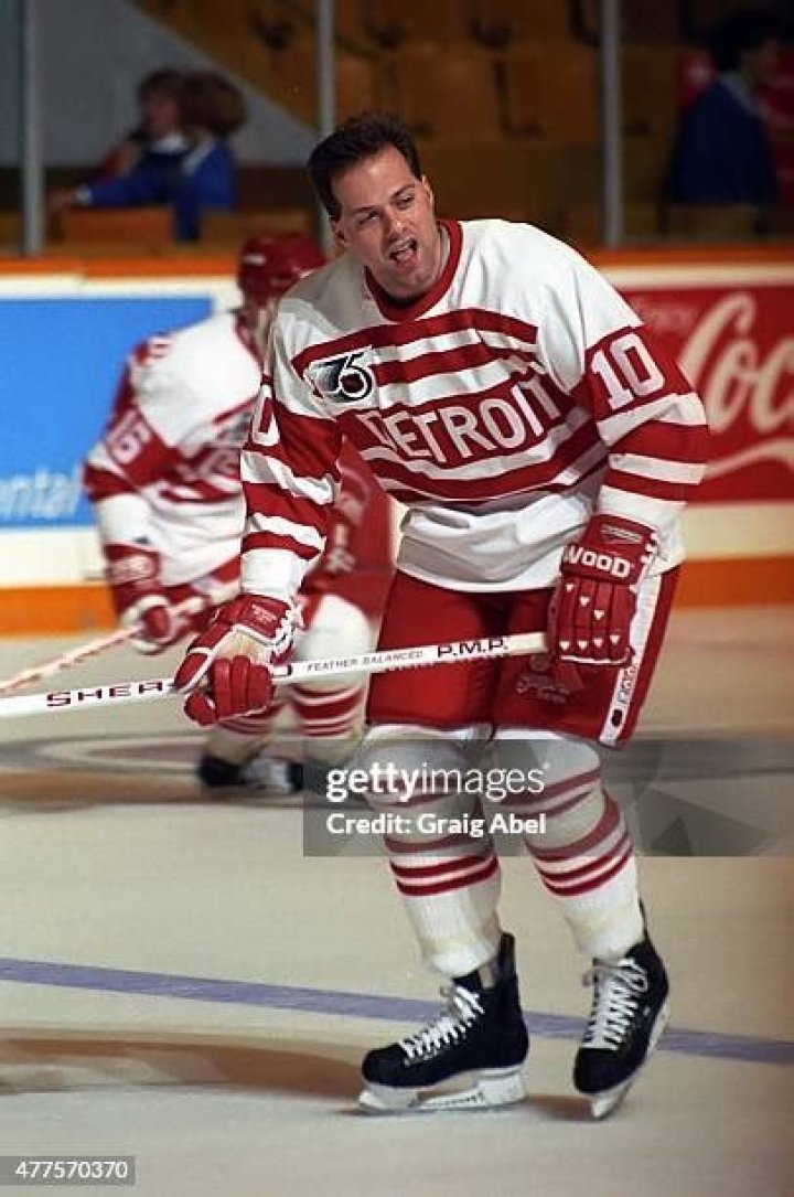 Jimmy Carson Biography, Age, Height, Wife, Net Worth, Family