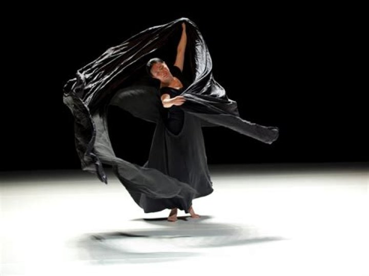 Jin Xing Biography, Age, Height, Husband, Net Worth, Family