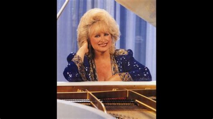 Jo Ann Castle Biography, Age, Height, Husband, Net Worth, Family