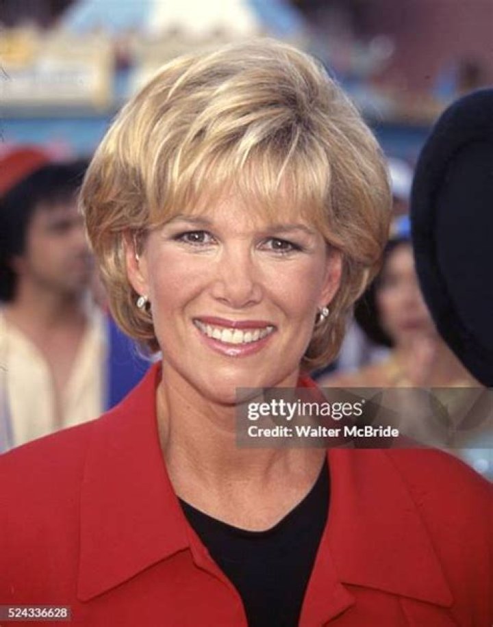 Joan Lunden Biography, Age, Height, Husband, Net Worth, Family