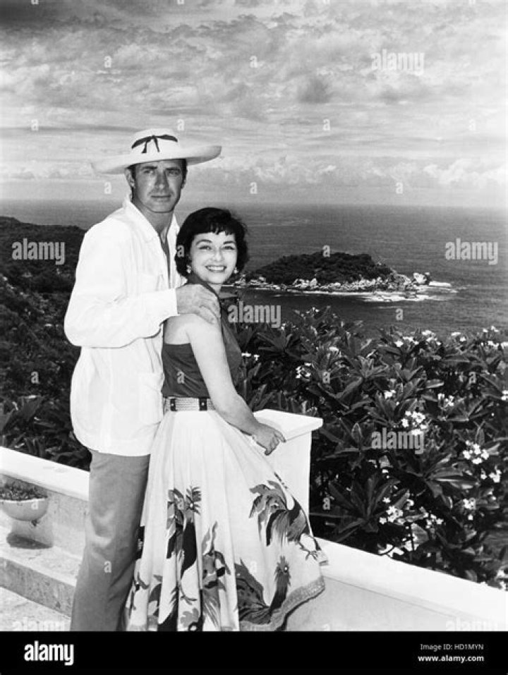 Jock Mahoney biografía, edad, altura, esposo, net worth, familia