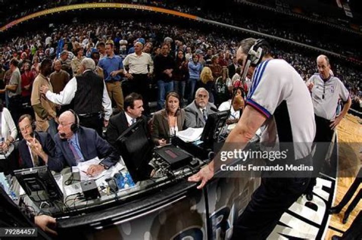 Joe DeRosa Biography, Age, Height, Wife, Net Worth, Family