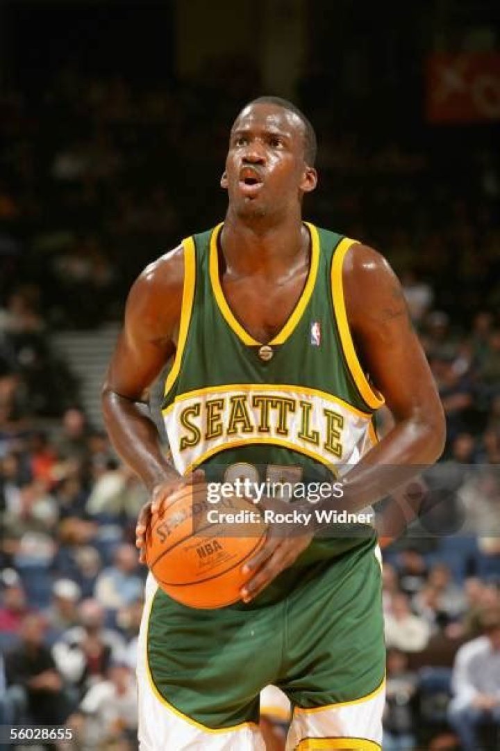 Johan Petro Biography, Age, Height, Wife, Net Worth, Family