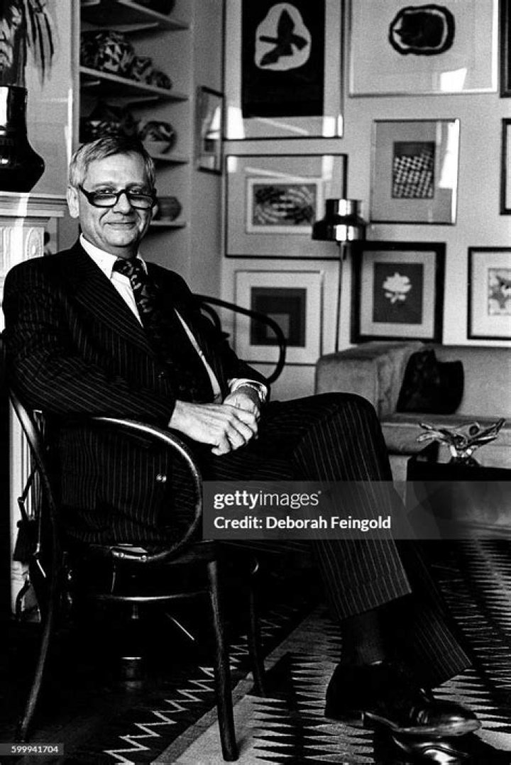 John Buettner-Janusch Biography, Age, Height, Wife, Net Worth and Family