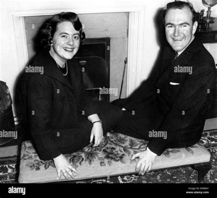 John Grigg Biography, Age, Height, Wife, Net Worth, Family