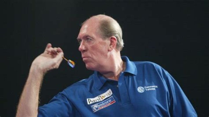 John Lowe (darts player) Biography, Age, Height, Wife, Net Worth and Family