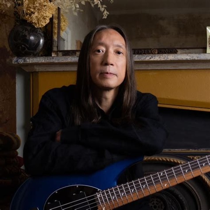 John Myung biografía, edad, altura, esposo, net worth, familia