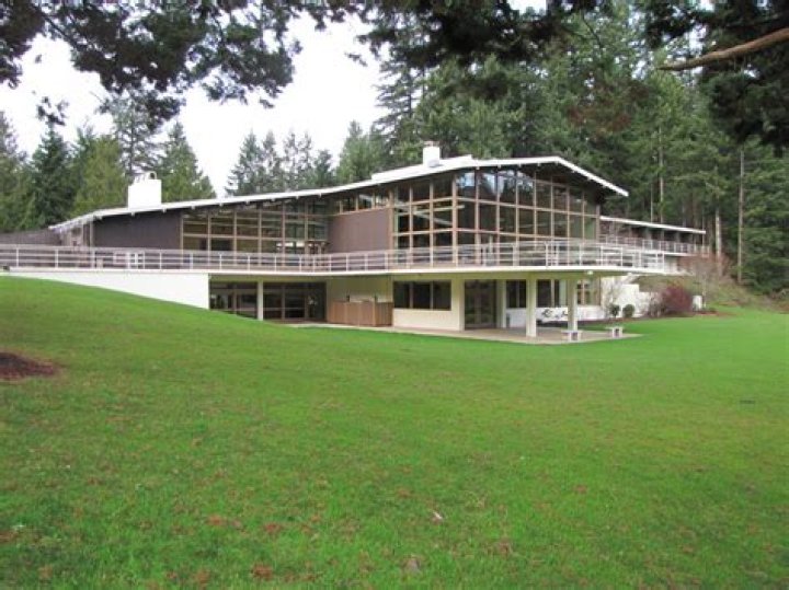 John S. Detlie Biography, Age, Height, Wife, Net Worth, Family