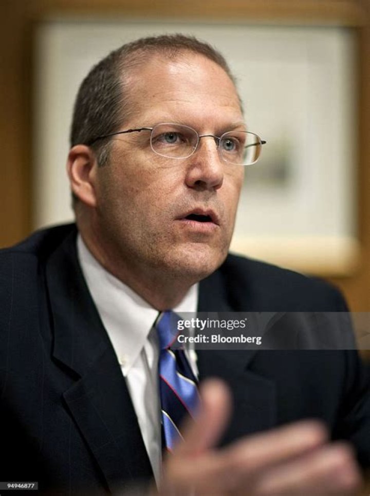 John Sununu Biography, Age, Height, Wife, Net Worth, Family