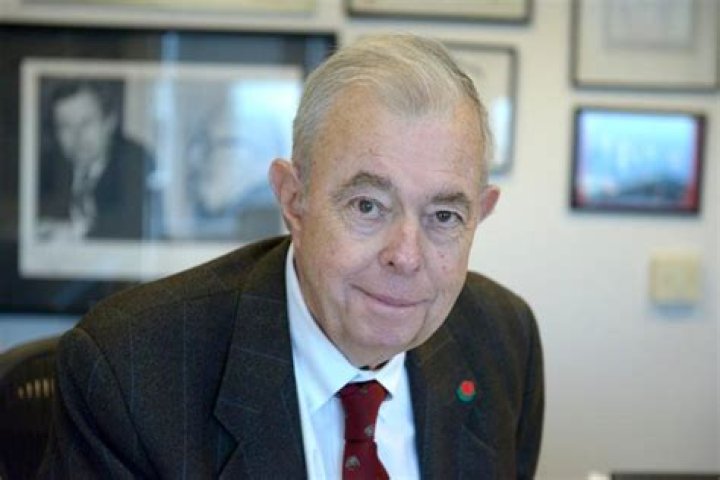 John Van de Kamp Biography, Age, Height, Wife, Net Worth, Family