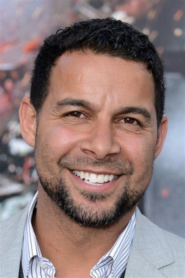 Jon Huertas biografía, edad, altura, esposo, net worth, familia