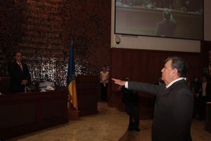 José Manuel Correa Ceseña biografía, edad, altura, esposo, net worth, familia