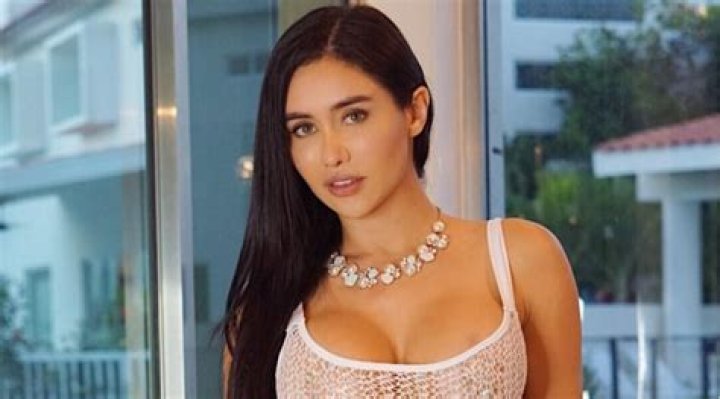 Joselyn Cano Biography, Age, Height, Husband, Net Worth, Family