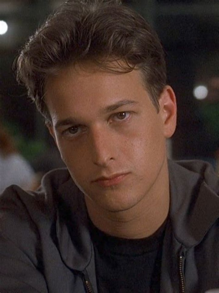 Josh Charles Biography, Age, Height, Wife, Net Worth, Family