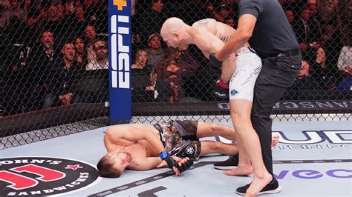 Josh Emmett Biography, Age, Height, Wife, Net Worth, Family