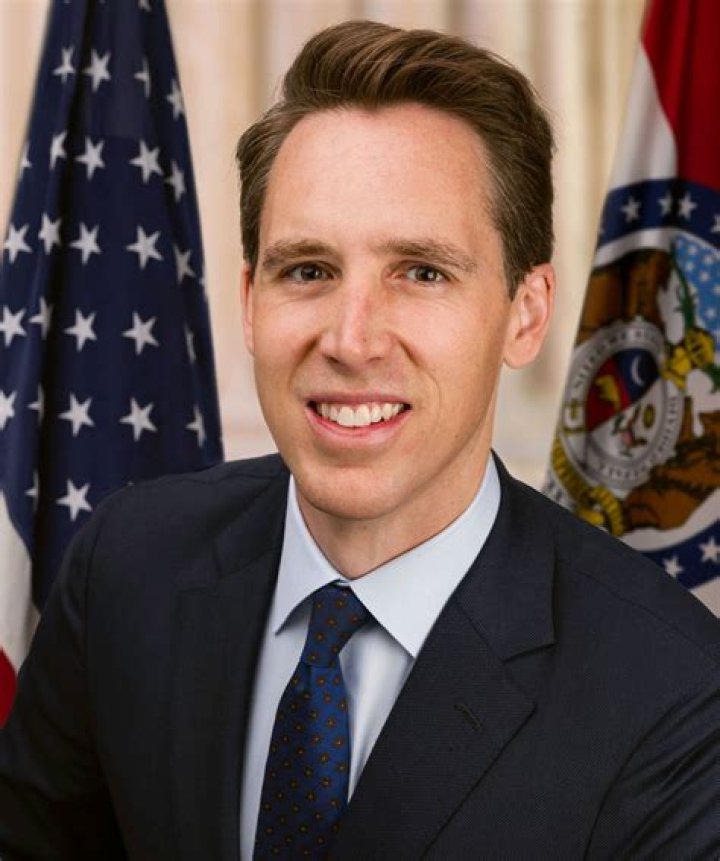 Josh Hawley Biography, Age, Height, Wife, Net Worth, Family