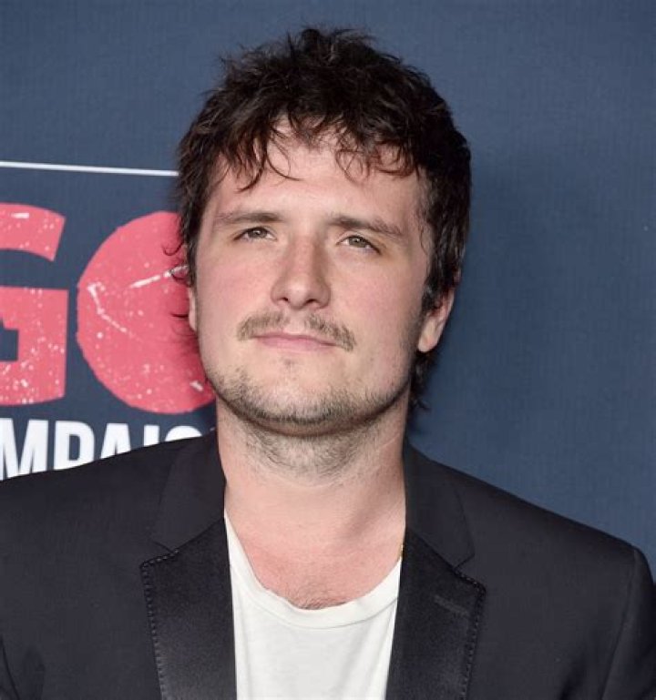 Josh Hutcherson Biography, Age, Height, Wife, Net Worth, Family