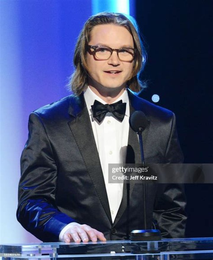 Josh Kear Biography, Age, Height, Wife, Net Worth, Family