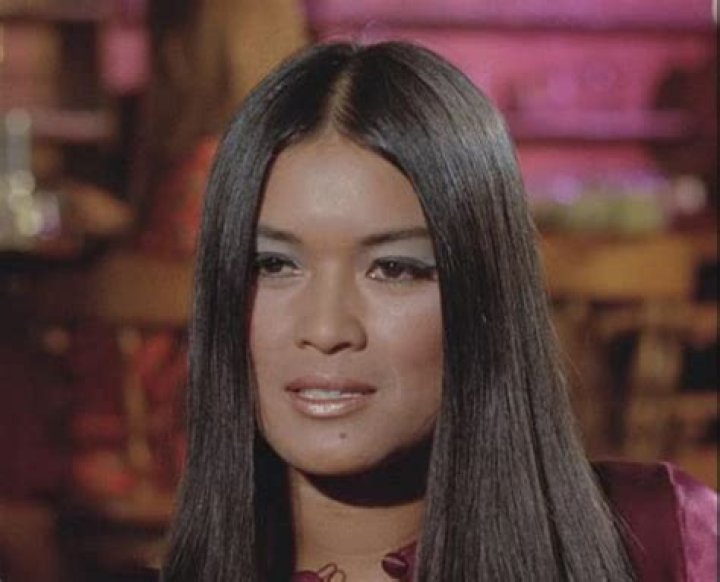 Josie Over Biography, Age, Height, Husband, Net Worth, Family