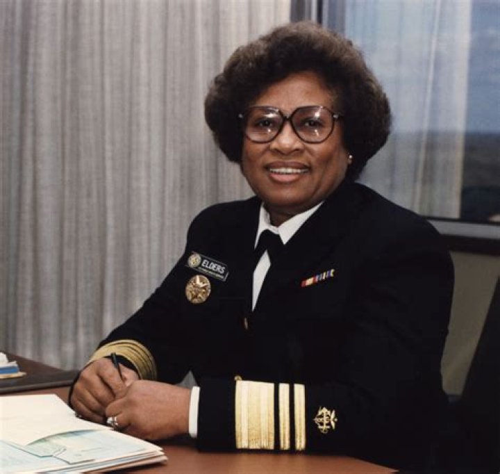 Joycelyn Elders Biography, Age, Height, Husband, Net Worth, Family