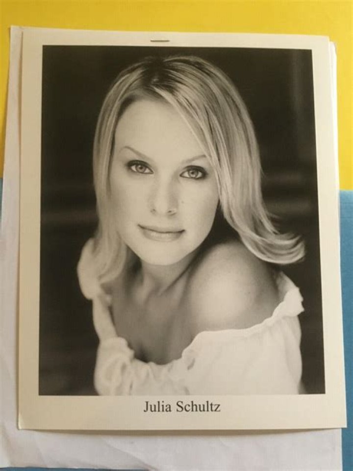 Julia Schultz Biography, Age, Height, Husband, Net Worth, Family