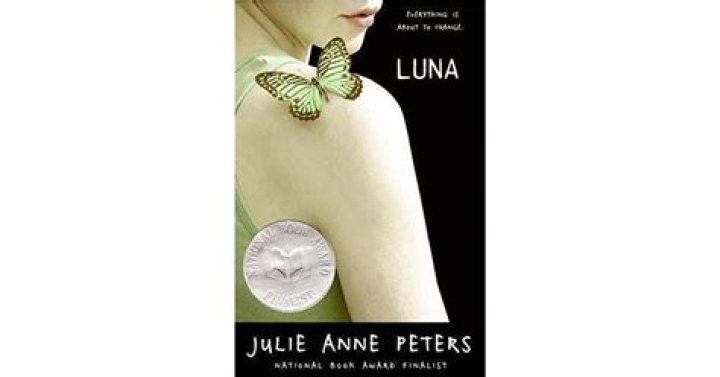 Julie Anne Peters Biography, Age, Height, Husband, Net Worth, Family