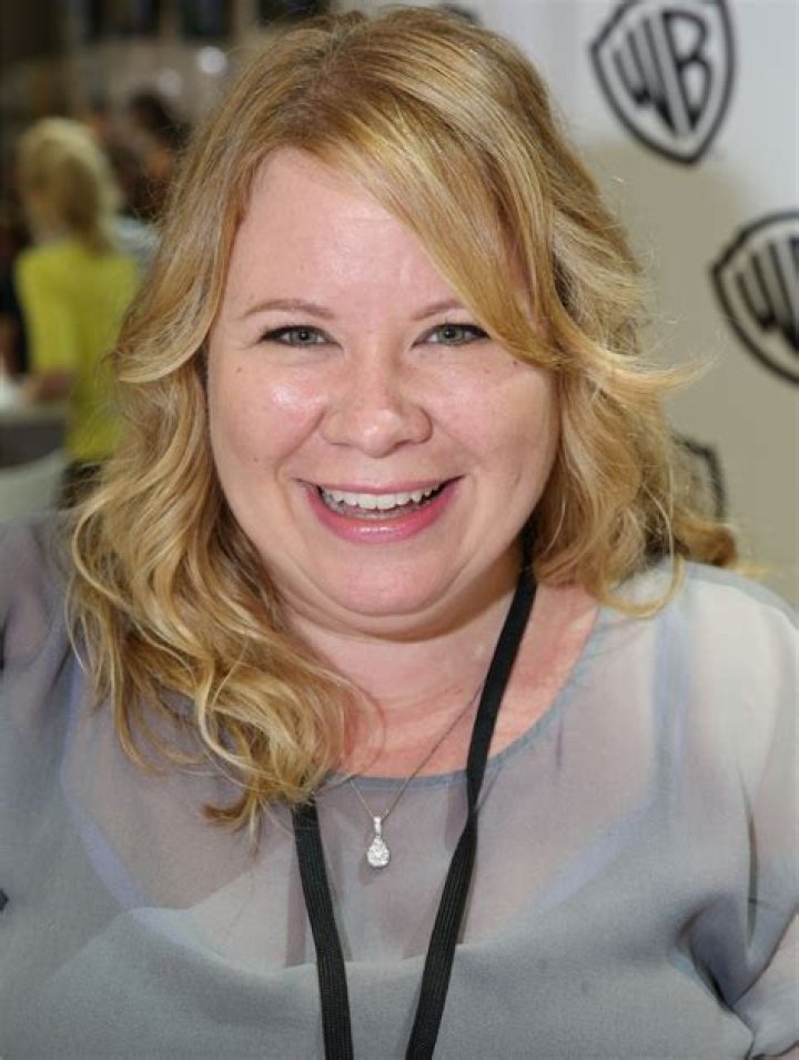 Julie Plec Biography, Age, Height, Husband, Net Worth, Family