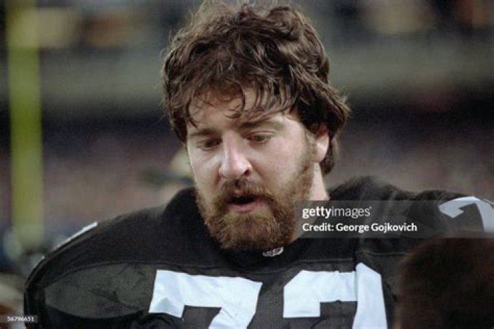 Justin Strzelczyk biografía, edad, altura, esposo, net worth, familia