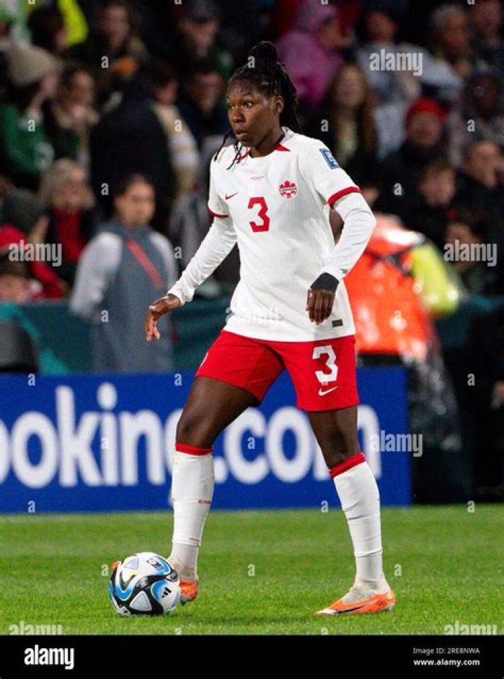 Kadeisha Buchanan Biography, Age, Height, Husband, Net Worth, Family