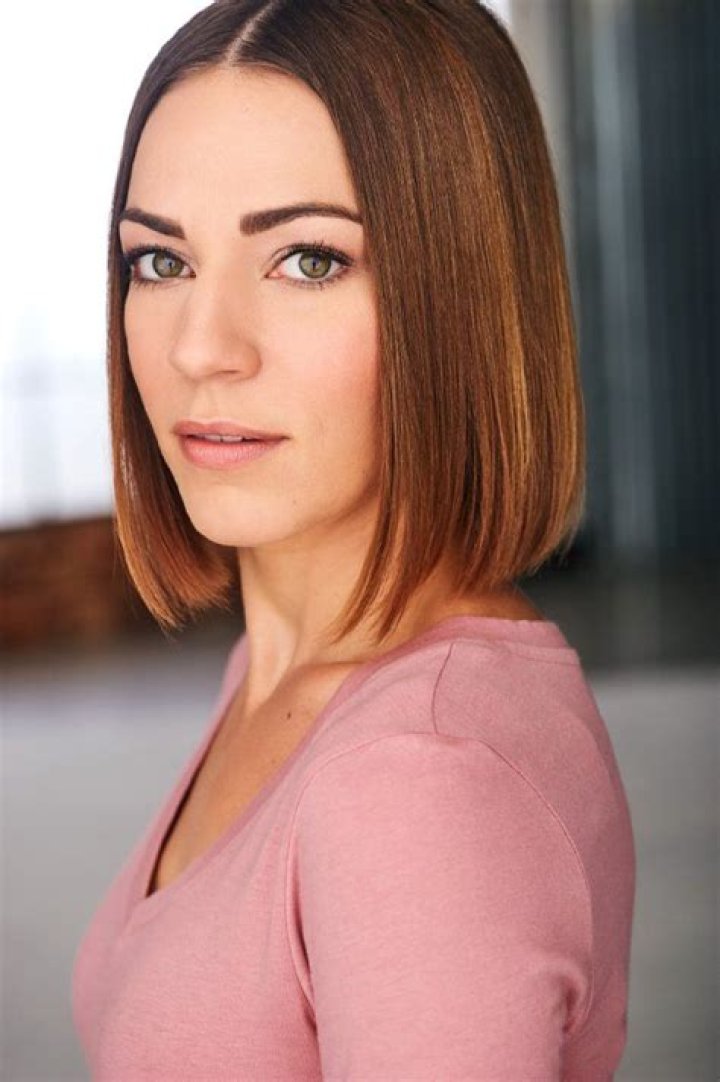 Kaight Zoia Biography, Age, Height, Husband, Net Worth, Family