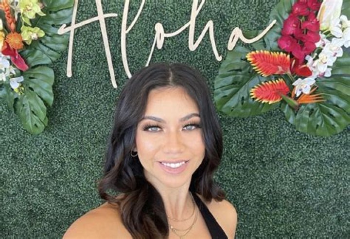 Kamalani Dung Biography, Age, Height, Husband, Net Worth, Family