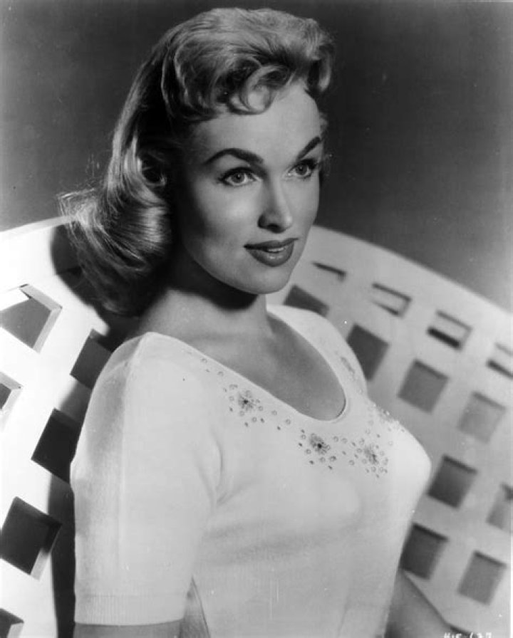 Karen Steele biografía, edad, altura, esposa, net worth, familia
