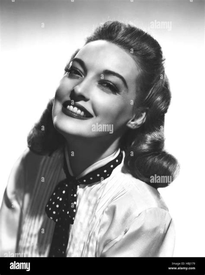 Karin Booth Biography, Age, Height, Husband, Net Worth, Family