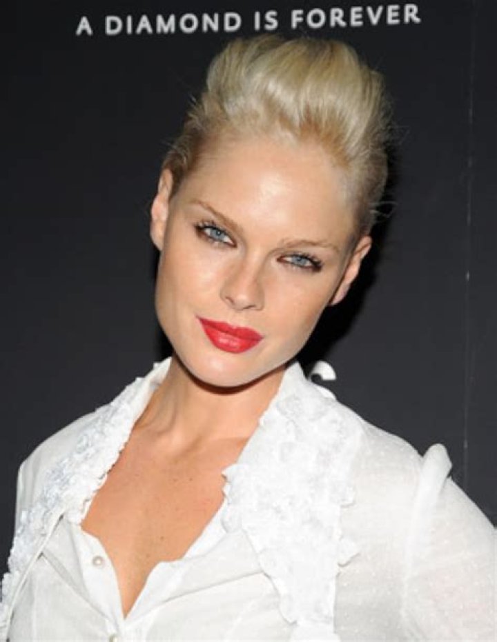 Kate Nauta Biography, Age, Height, Husband, Net Worth, Family