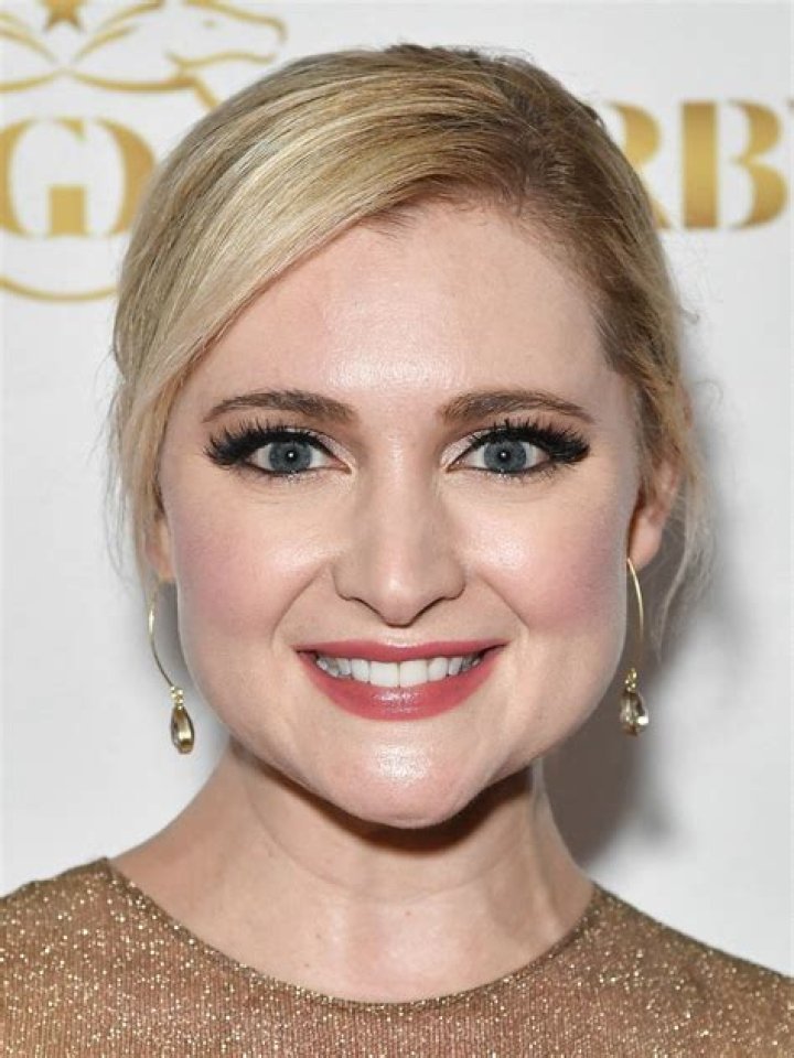 Katherine Bailess Biography, Age, Height, Husband, Net Worth, Family