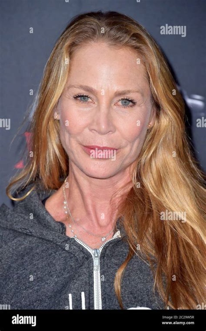 Kathleen Kinmont Biography, Age, Height, Husband, Net Worth, Family