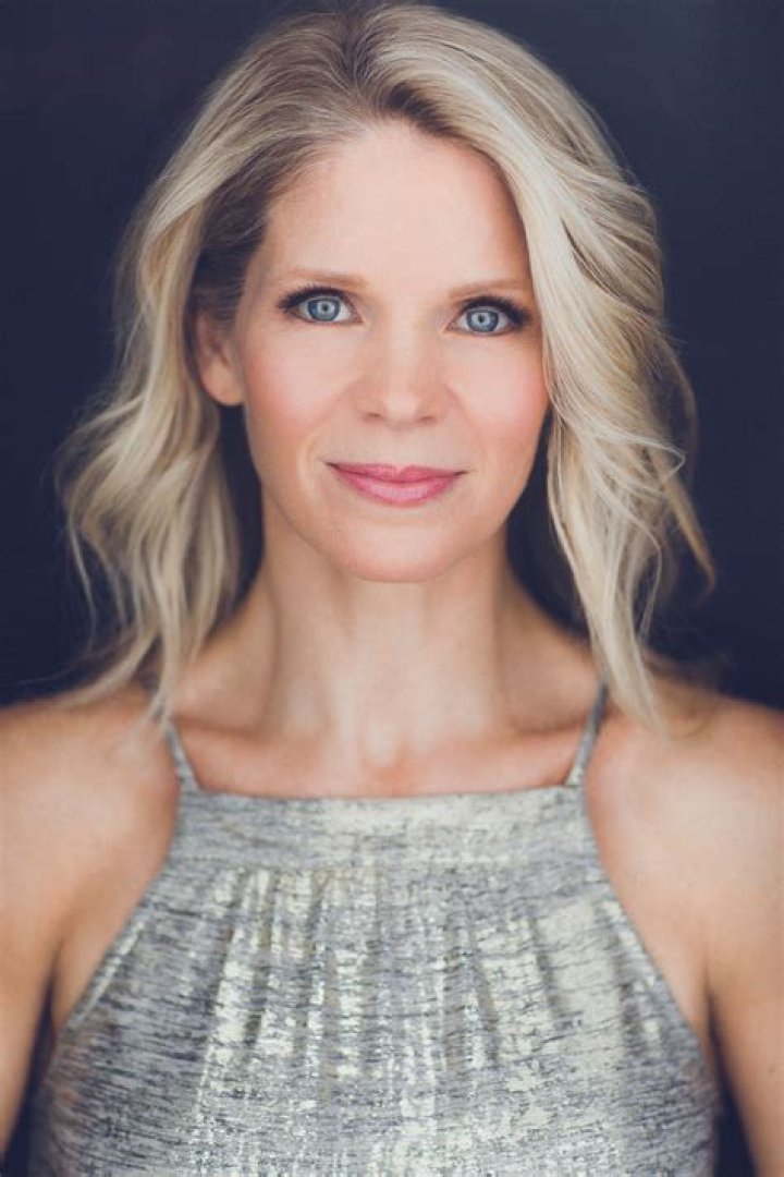 Kelli O'Hara Biography, Age, Height, Husband, Net Worth, Family