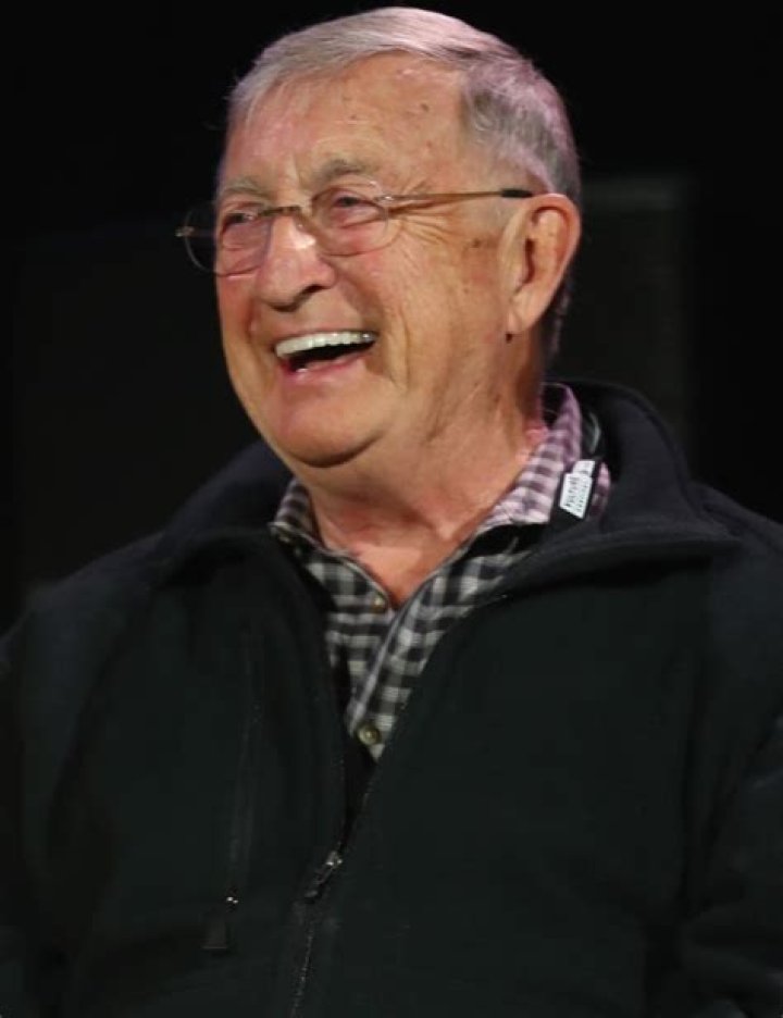 Ken Jenkins Biography, Age, Height, Wife, Net Worth, Family