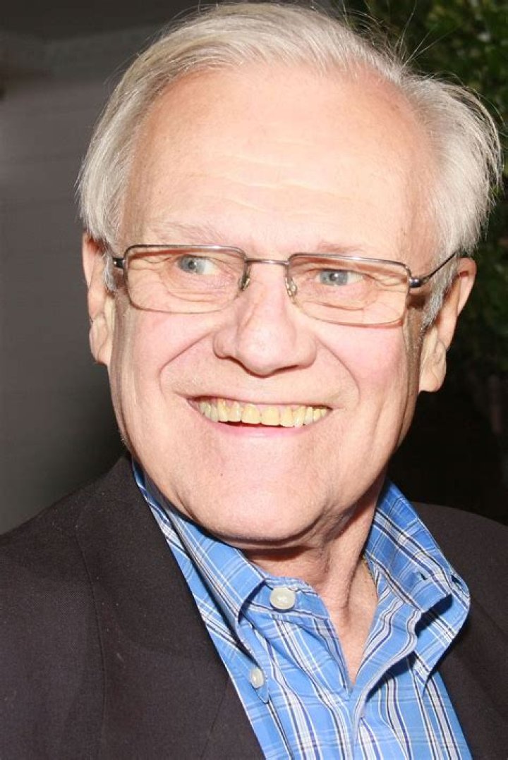 Ken Kercheval biografía, edad, altura, esposo, net worth, familia
