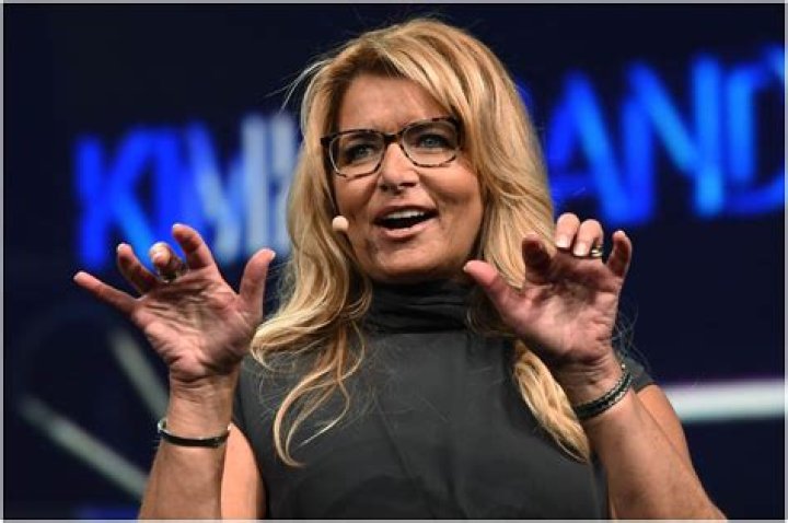 Kim Komando Biography, Age, Height, Husband, Net Worth, Family