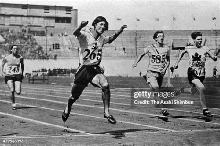 Kinue Hitomi biografía, edad, altura, esposa, net worth, familia