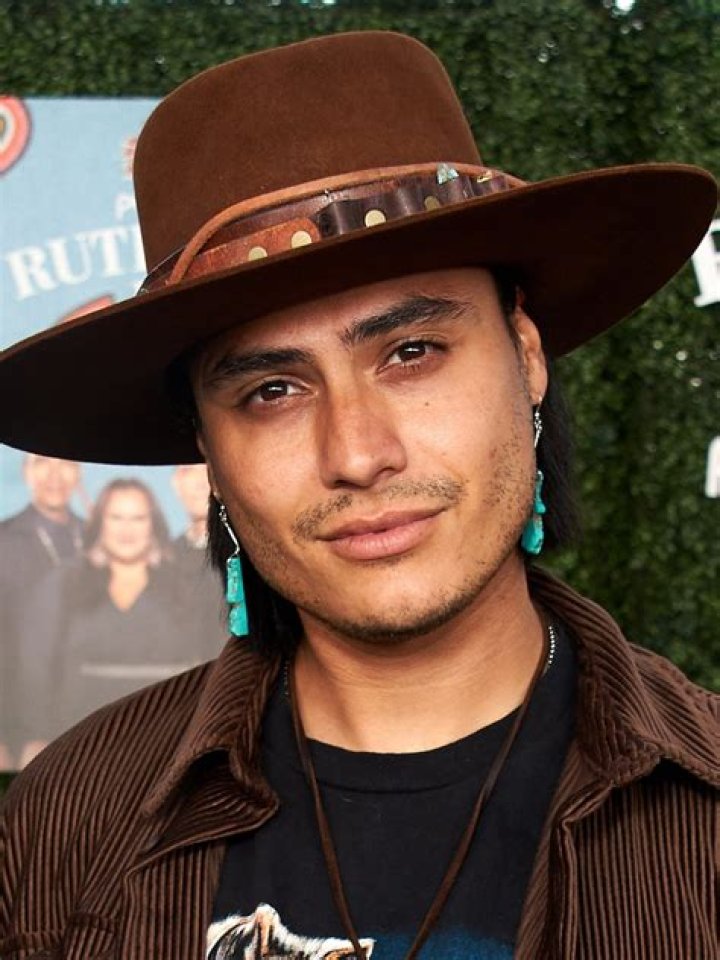 Kiowa Gordon Biography, Age, Height, Wife, Net Worth, Family