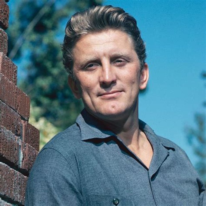 Kirk Douglas Biography, Age, Height, Wife, Net Worth, Family