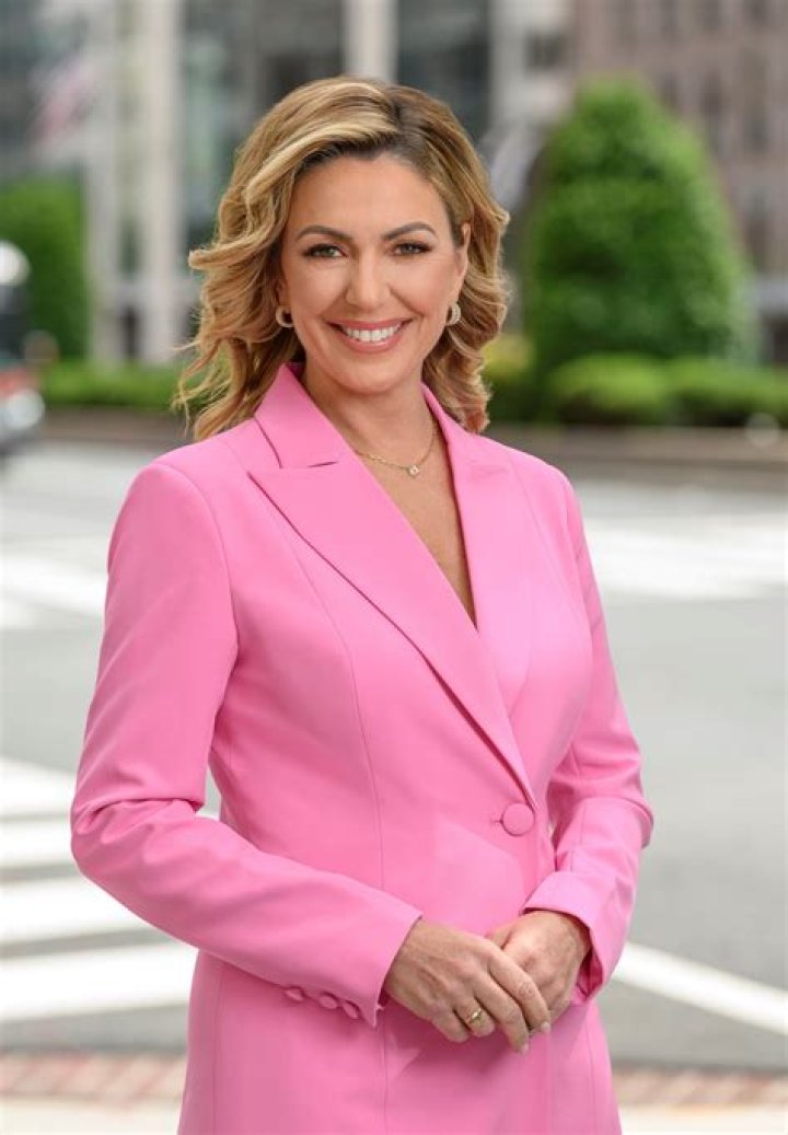 Kyra Phillips Biography, Age, Height, Husband, Net Worth, Family