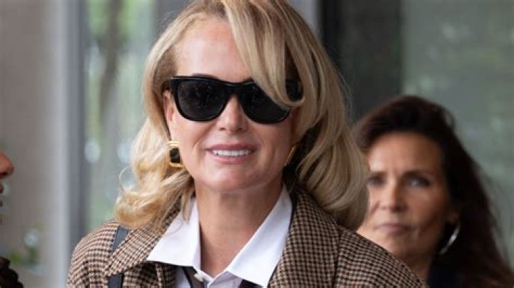 Laeticia Hallyday Biography, Age, Height, Husband, Net Worth, Family