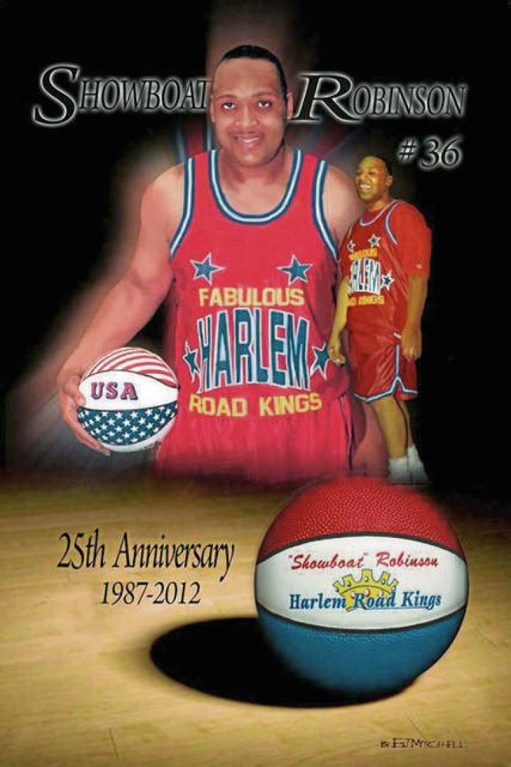 LaMont "ShowBoat" Robinson Biography, Age, Height, Wife, Net Worth, Family